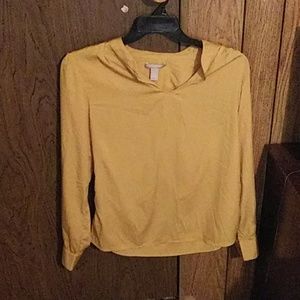 A yellow top